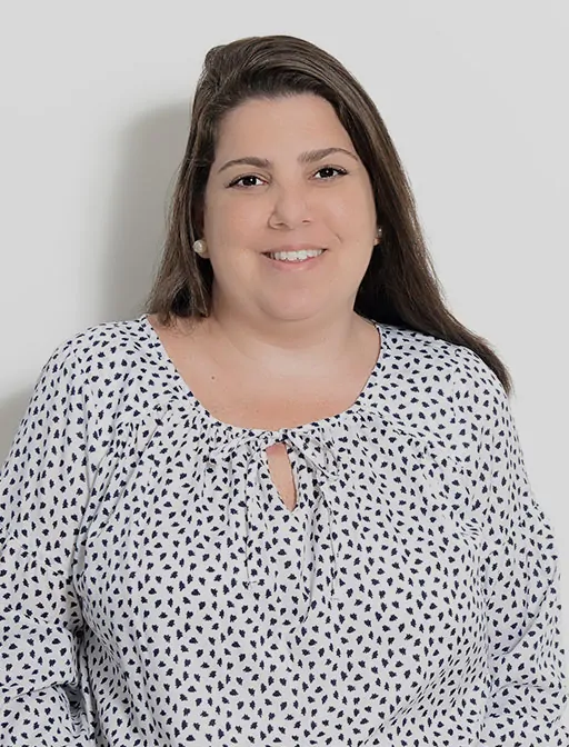novotny-site-advogados-MICHELLE-BENZECRY-cor